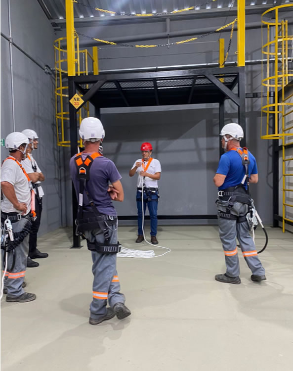 Safety Center — foto 16