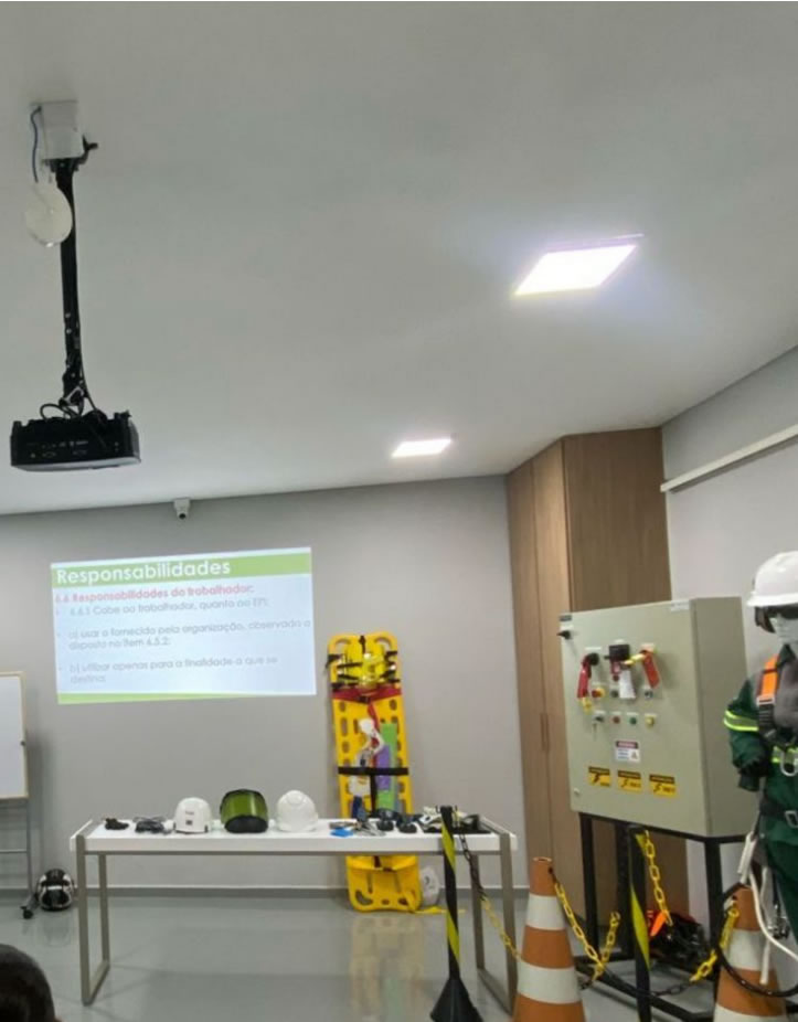 Safety Center — foto 9